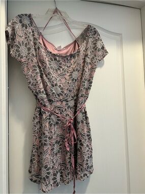 Motherhood Maternity Dusty Rose Lace-Overlay Long Shirt with Pink Tie